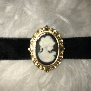 Velvet Vintage Choker